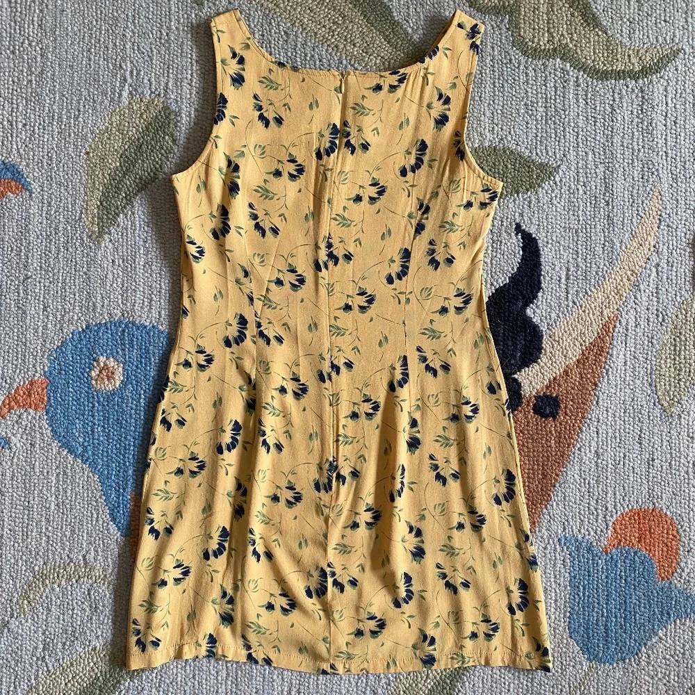 Tristan & Iseut I 90s I Floral Sleeveless Mini Sheath Dress I FLAWED - Picture 2 of 16